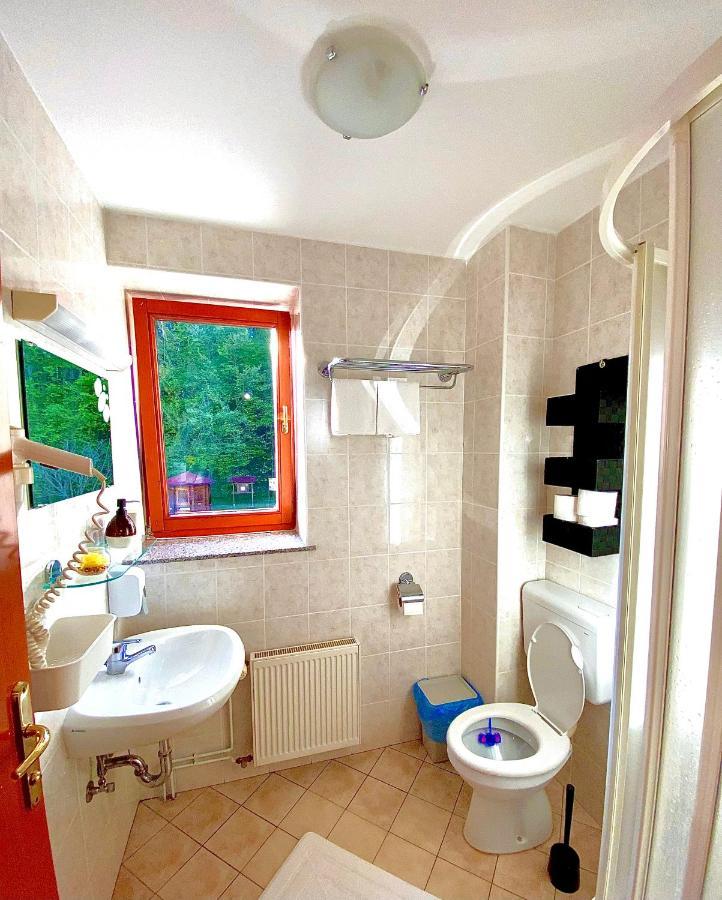 Guesthouse Pri Cebelici Lukovica pri Domžalah Εξωτερικό φωτογραφία