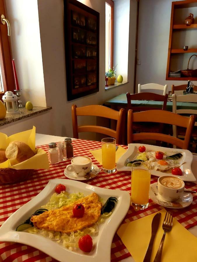 Guesthouse Pri Cebelici Lukovica pri Domžalah Εξωτερικό φωτογραφία