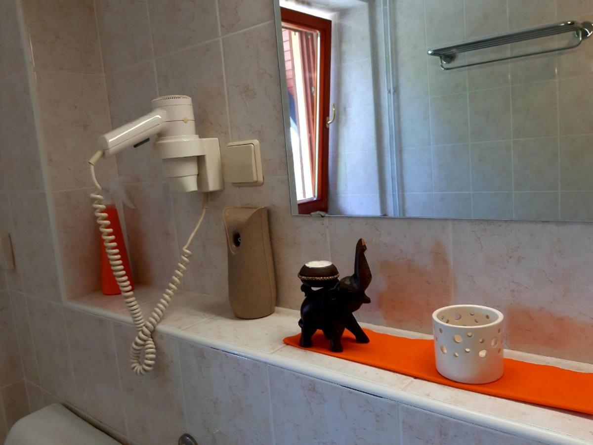 Guesthouse Pri Cebelici Lukovica pri Domžalah Εξωτερικό φωτογραφία